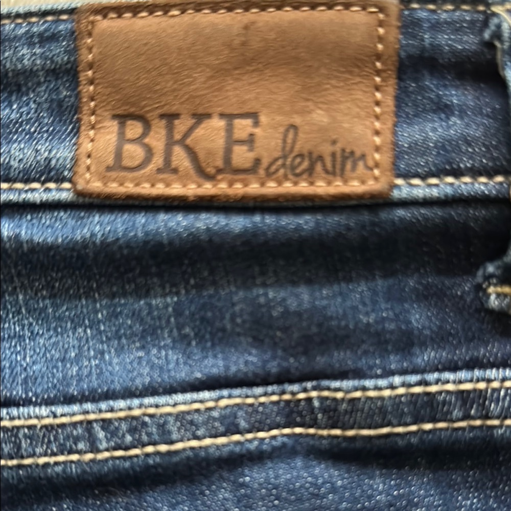 BKE Stella Distressed Blue Denim Shorts size 28 - Picture 6 of 7